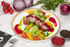 Салат с куриным гриль